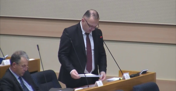Dajte još veći budžet Predsjedniku Republike Srpske