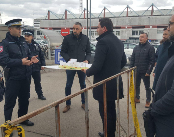 Policija prva prepreka za Petrovića do vladinog protokola