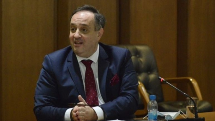 Podnesen zahtjev da se suspenduje uhapšeni Debevec
