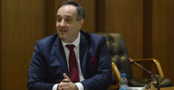 Podnesen zahtjev da se suspenduje uhapšeni Debevec