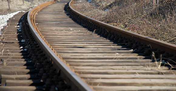 Teška nesreća: Putnički voz naletio na radnike