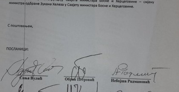 Dodikovi poslanici potpisali da ne žele smjenu Heleza