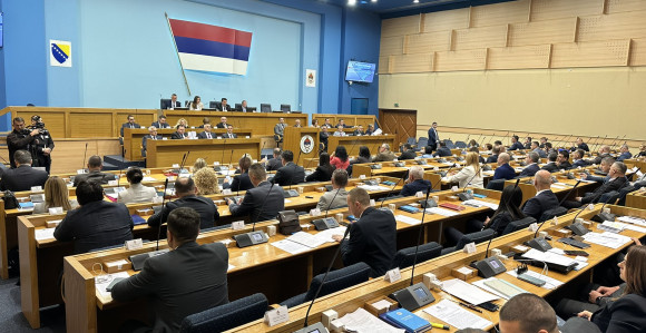 Burno u Skupštini oko geoloških istraživanja