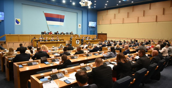 EU: Nacrti zakona o imunitetu i referendumu Srpske suprotni evropskom putu