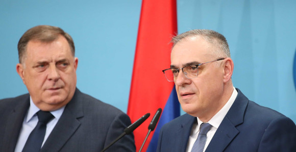 Dodik pozvao opoziciju: Sad vi meni pomozite kao što sam ja pomogao Poplašenu!
