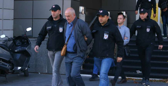 Poreska uprava suspendovala dvojicu službenika