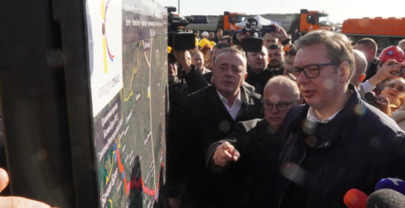 Država ulaže velika sredstva u izgradnju puteva