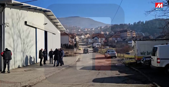 U Leposaviću policija ponovo pretresa objekte