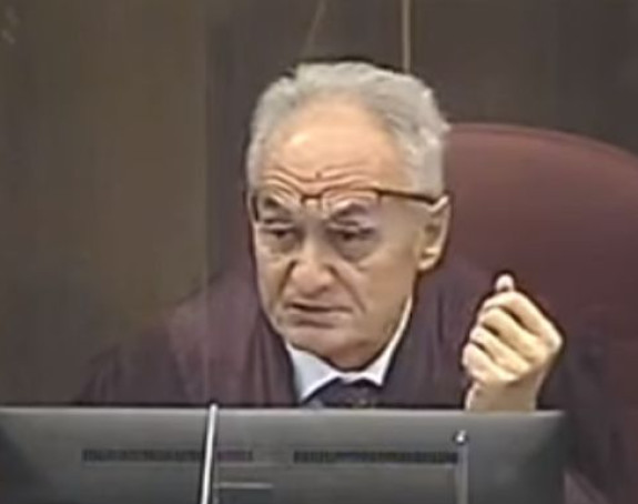 Одбијен захтјев одбране Дебевеца за изузеће Перића