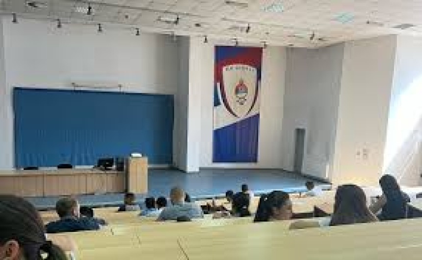 Podrška časnim profesorima koji su digli glas protiv