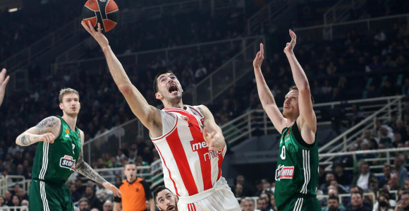 Zvezda potpuno nemoćna u Atini i ponovo poražena