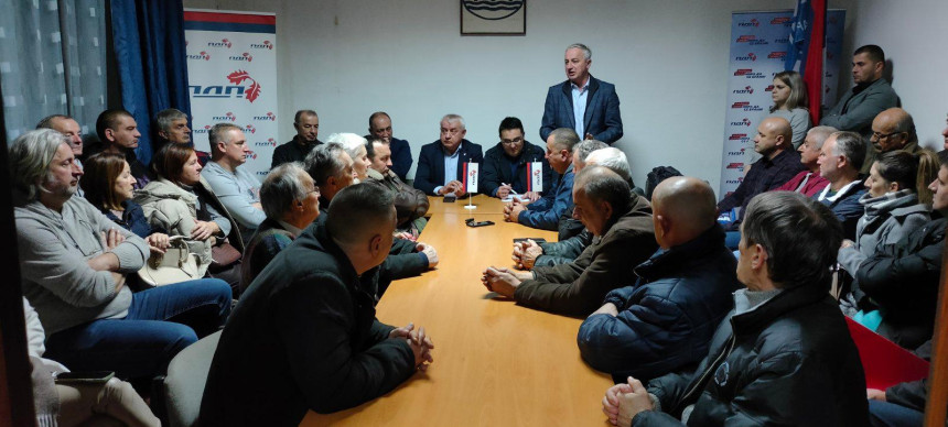 Opozicione stranke zbile redove u Novom Gradu
