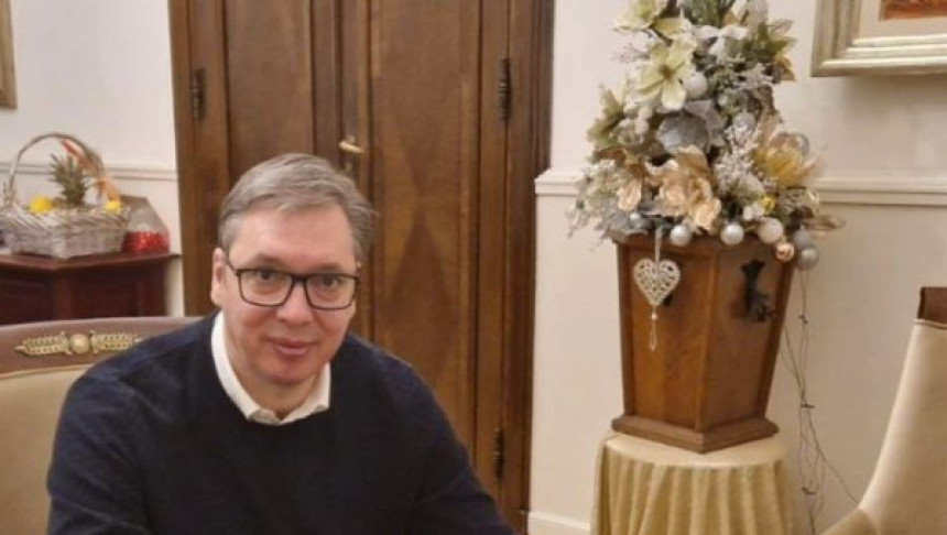 Predsjednik Vučić čestitao građanima Novu godinu
