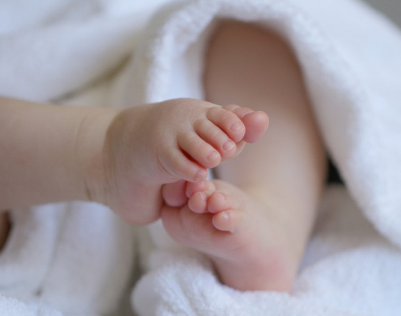 Jedna bliznakinja rođena u staroj, druga u novoj godini