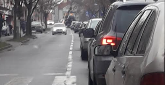 Saobraćajni kolaps u centru Bijeljine