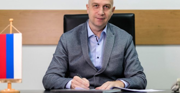 Кадар ДЕМОС-а у Дирекцији за обнову и изградњу
