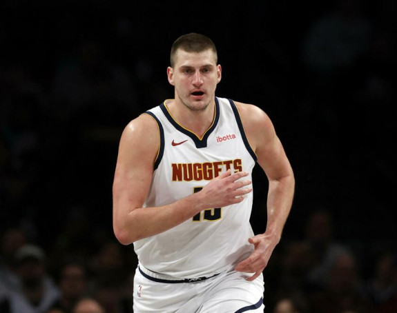 Jokić trojkom sa pola terena donio pobjedu Denveru