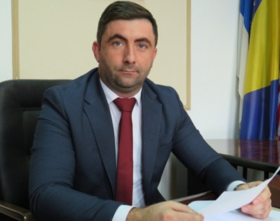 Božićna čestitka gradonačelnika Ljubiše Petrovića