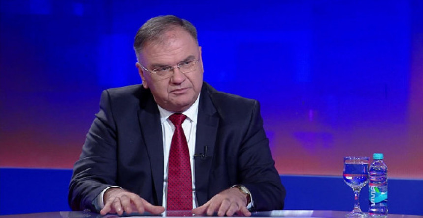 Ko će ulagati u zemlju kada imate svakodnevne tenzije
