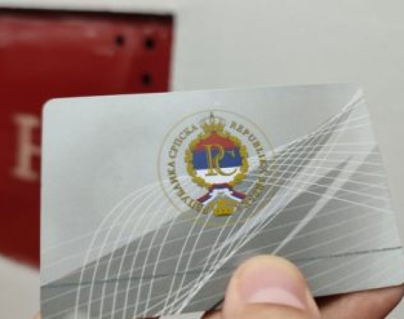 Ministar tvrdi da je sve sačuvano, za 15 dana će raditi IZIS