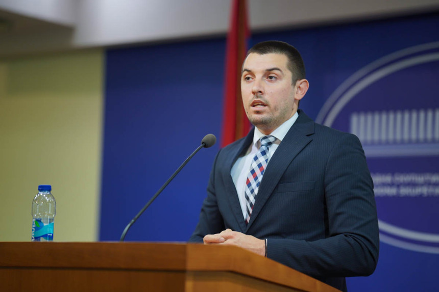 “Ministre, pobogu... Vi predstavljate Republiku Srpsku"