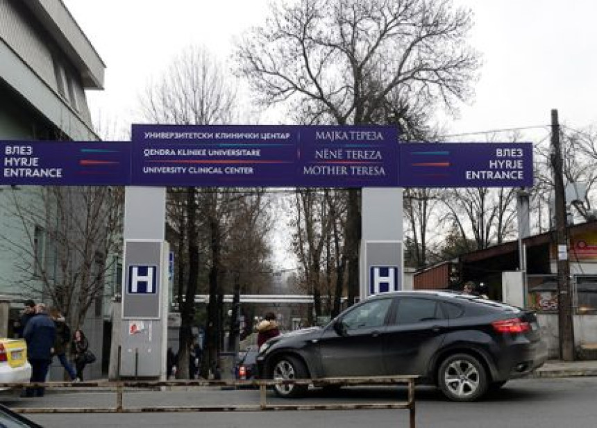 Skoplje: Preminula djevojčica (2) koju je otac pretukao