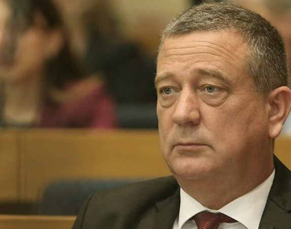 Milan Tubin osumnjičen za napad na policajca