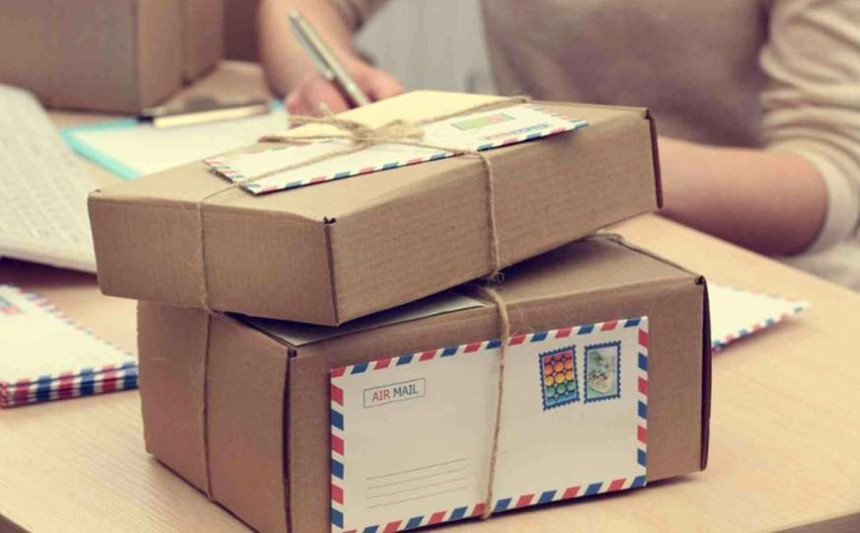 Sumnjiv paket stigao u rusku ambasadu u Atini