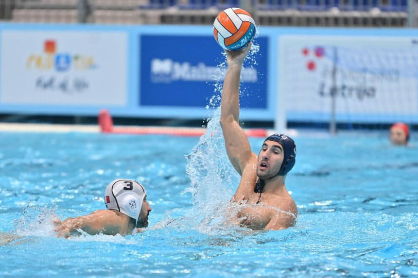 Радуловићу испала лопта, слаби Мађари отишли у полуфинале