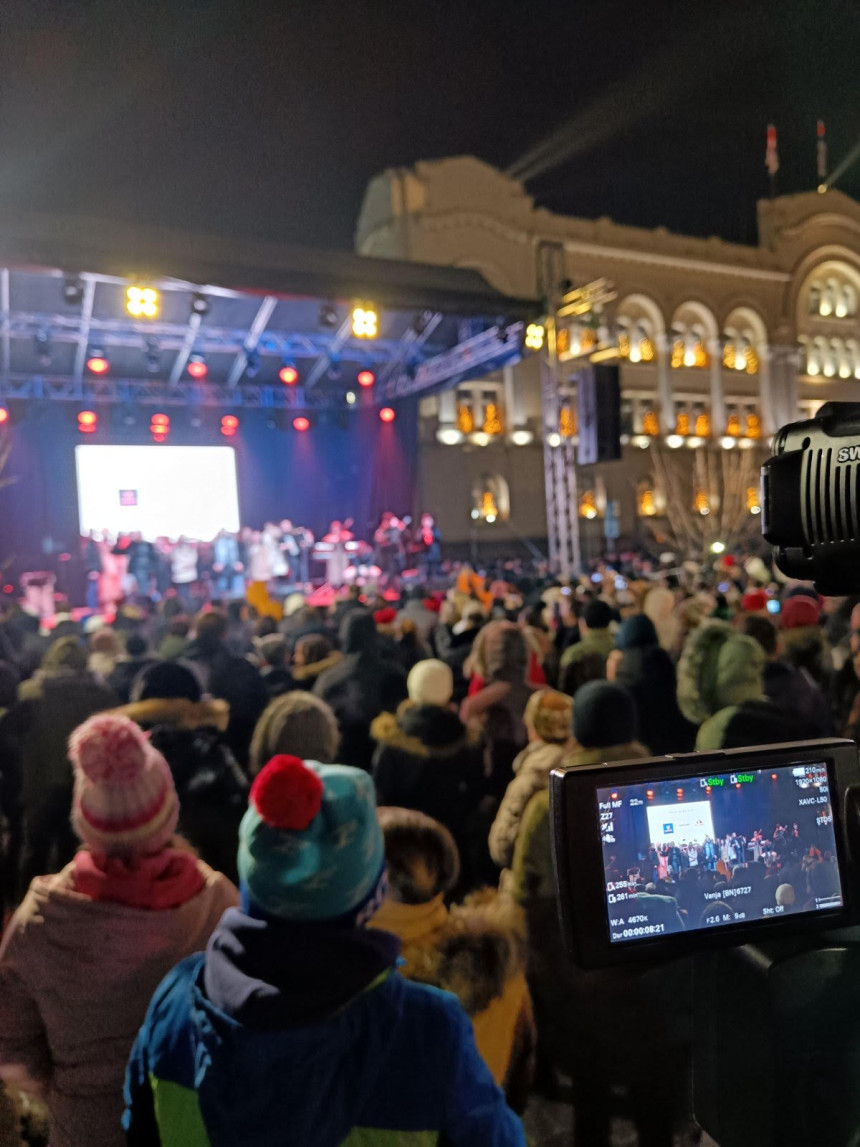 Tradicionalno na otvorenom doček Nove godine