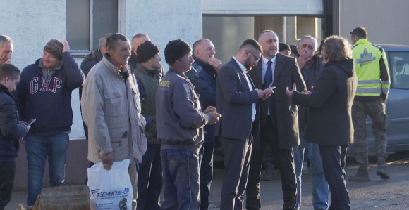 Porodici Stojić stigla pomoć za obnovu kuće