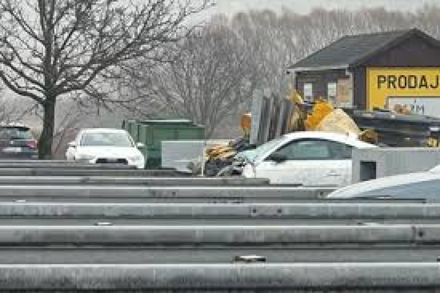 Teška nesreća na auto-putu, jedna osoba poginula