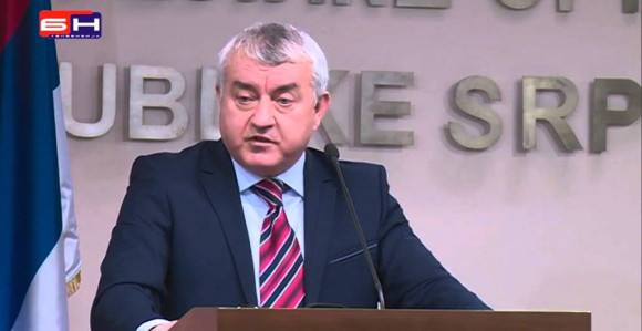СНСД лажно промовише таблице и пасош Српске