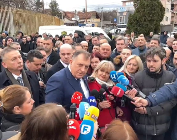 Dodik: Tražiću štetu i sve troškove koje smo moji ljudi i ja napravili danas u Sarajevu