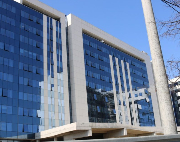 Radišićeva ponuda UIO: Kvadrat parkinga košta isto koliko i poslovnog prostora
