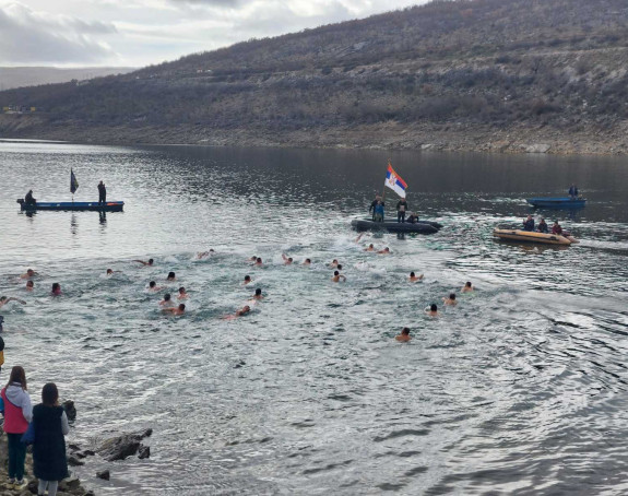 Širom Srpske litije i plivanje za Časni krst (FOTO)