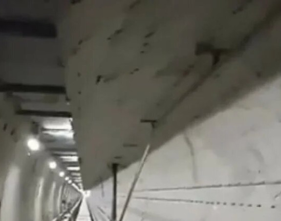 Bušilicom slučajno probili tunel metroa (VIDEO)