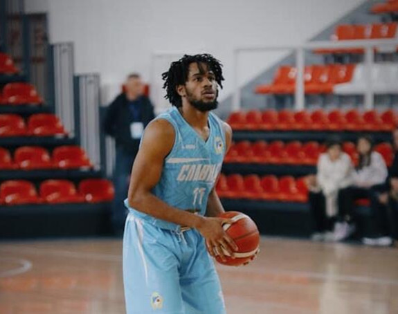 Кошаркаш из Америке заволио ИС: Омиљен међу навијачима