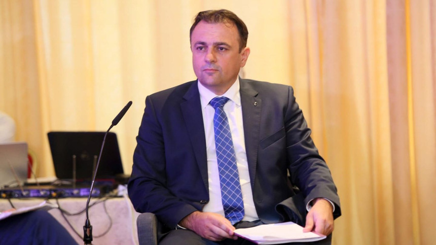 Rast minimalne plate nerealan, uništiće ekonomiju