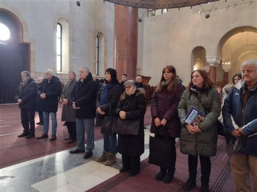 Služen parastos Srbima ubijenim u hrvatskoj akciji Maslenica