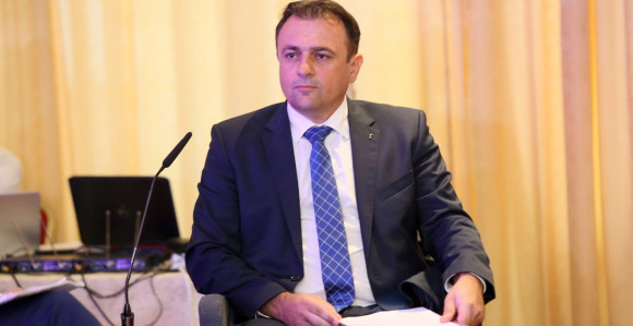 Rast minimalne plate nerealan, uništiće ekonomiju