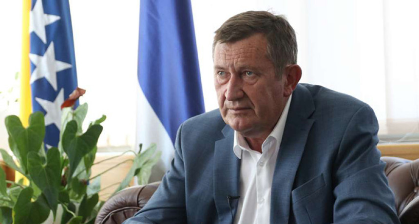 Više od decenije milioni KM odlazili privatnicima?!
