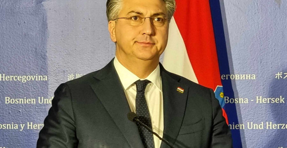 Hrvatska poštuje BiH, Komšić nije predstavnik Hrvata