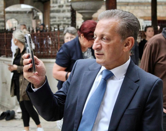 Tužilaštvo: Osmica nezakonito dijelio legitimacije OBA