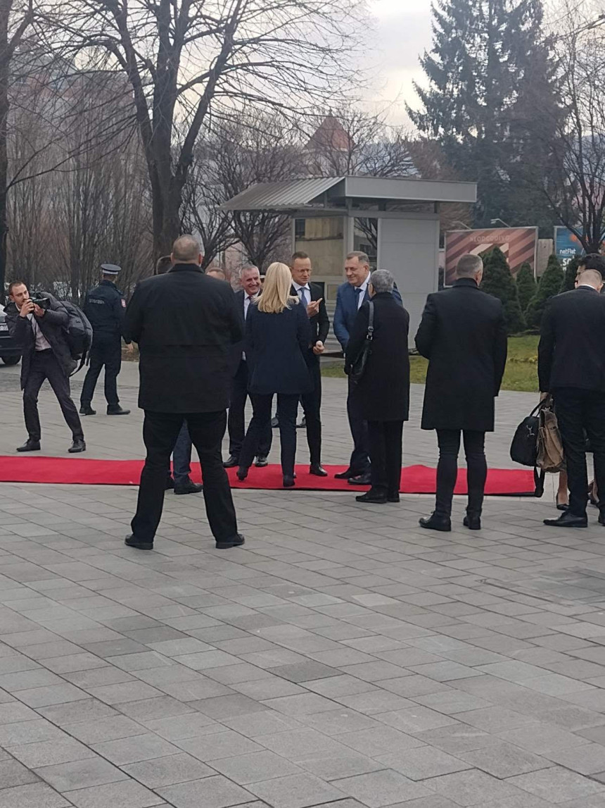 Umjesto u Sarajevo, Sijarto stigao u Banjaluku