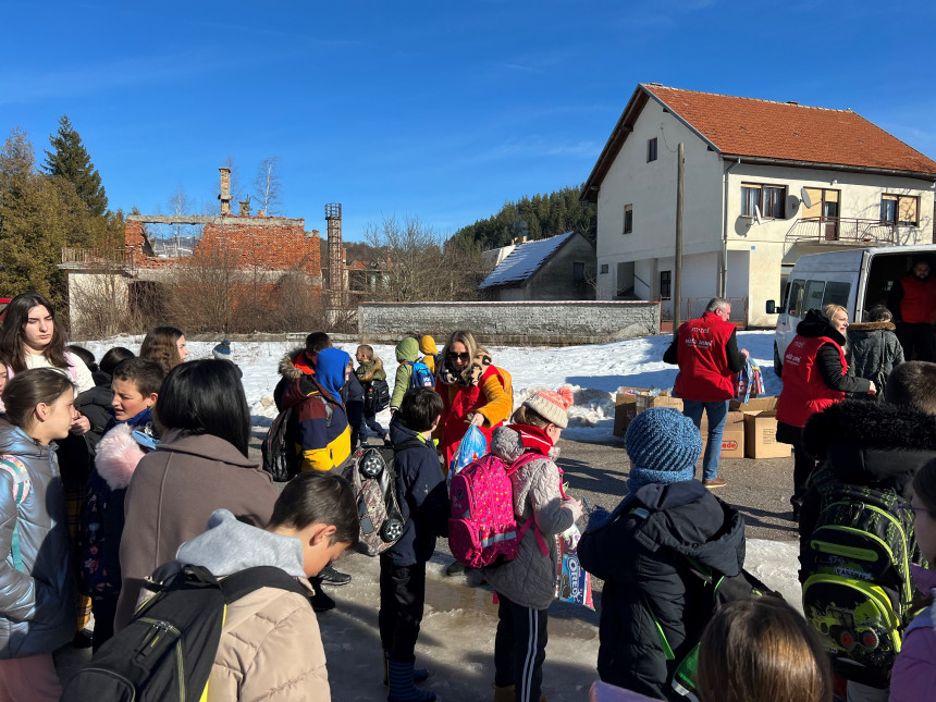 Dodatna pomoć kompanije m:tel za povratnike u opštinama Glamoč i Bosansko Grahovo