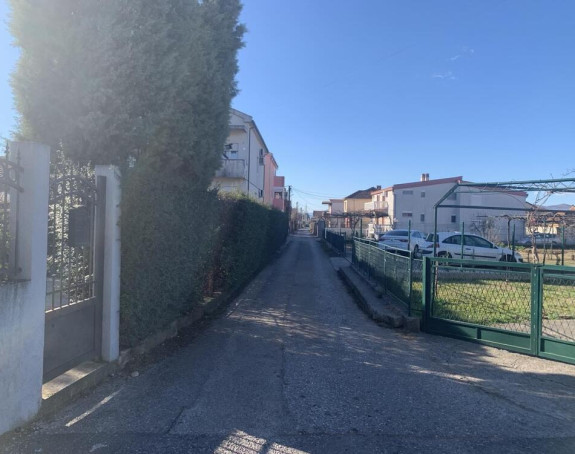 CG na nogama nakon što je bivši policajac počinio zločin