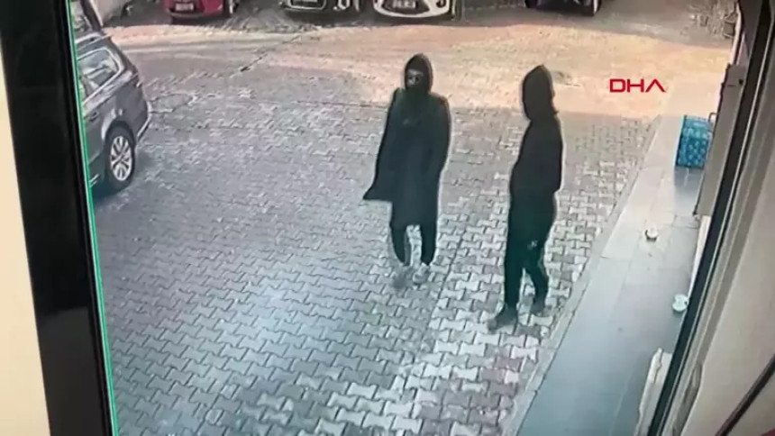 Teroristički napad u crkvi u Istanbulu: Ima mrtvih (VIDEO)