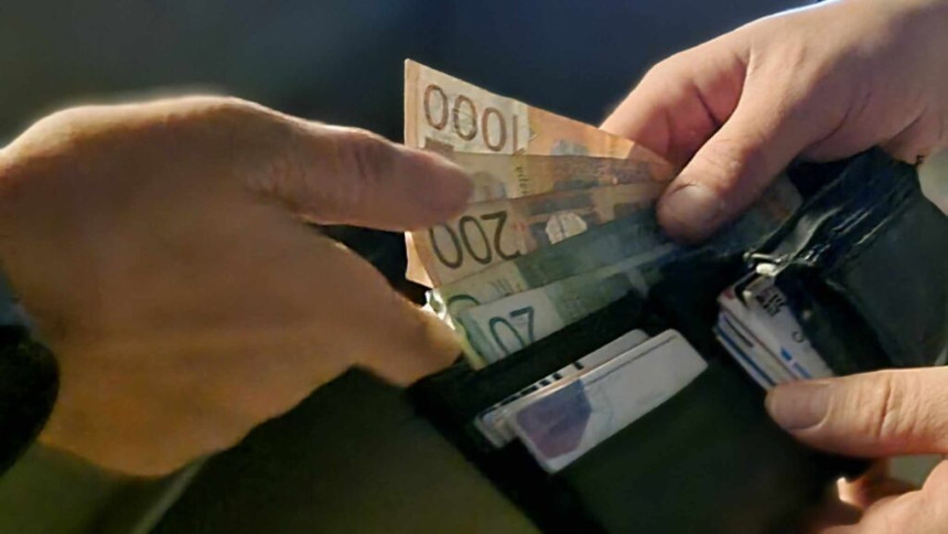 Kvinta traži suspenziju odluke o ukidanju dinara