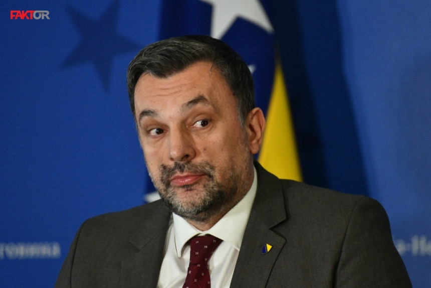 SNSD: Trojka pere ruke od sastanka u Laktašima